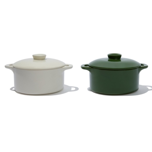 New In Box Mini Round Ceramic Cocotte Set of 2 - Picture 2 of 11